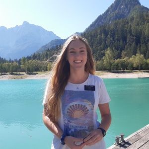 Meet your Posher, Emma